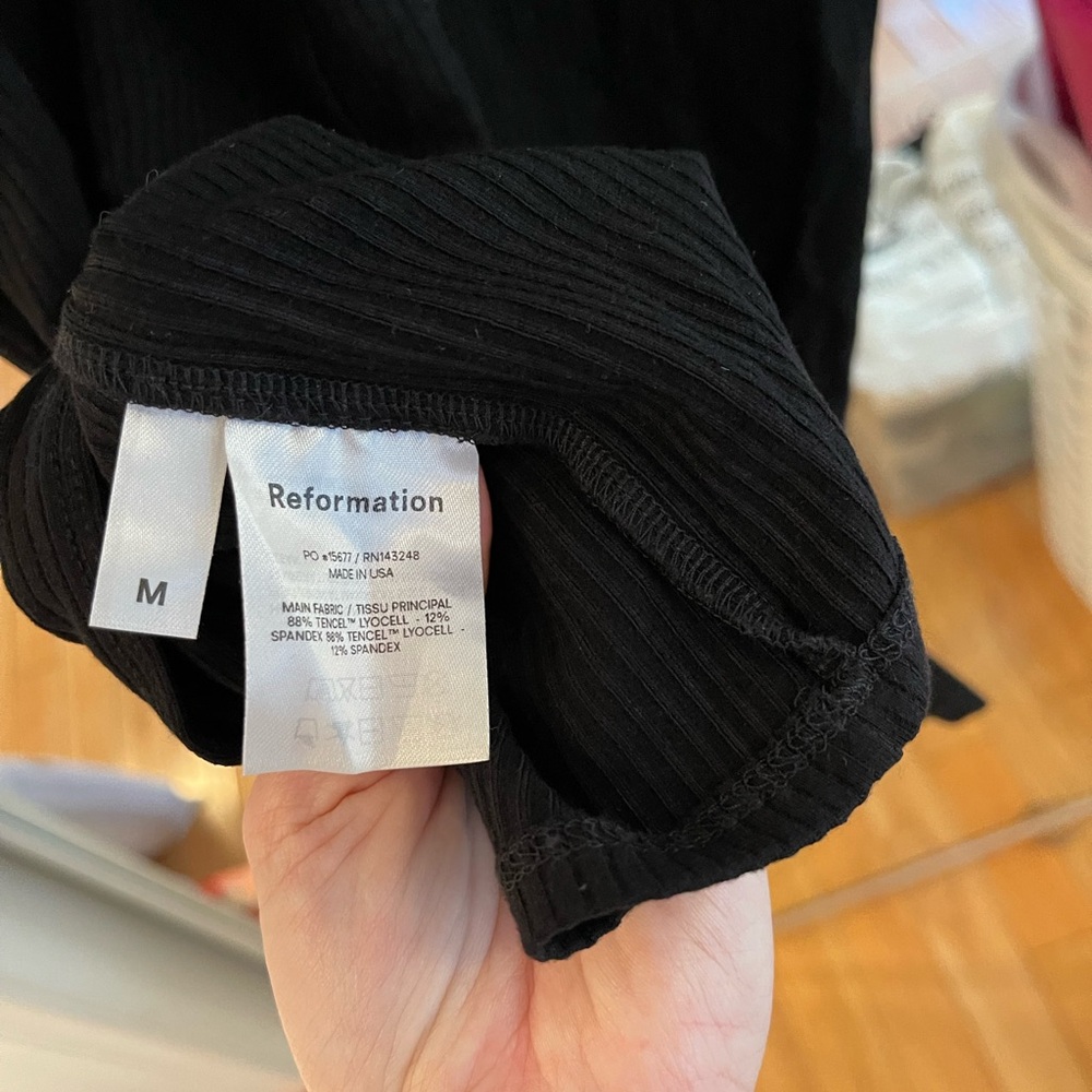 Sleek Sexy Reformation Black Ribbed fitted Midi Dress with thin spaghetti straps - Picture 13 of 15
